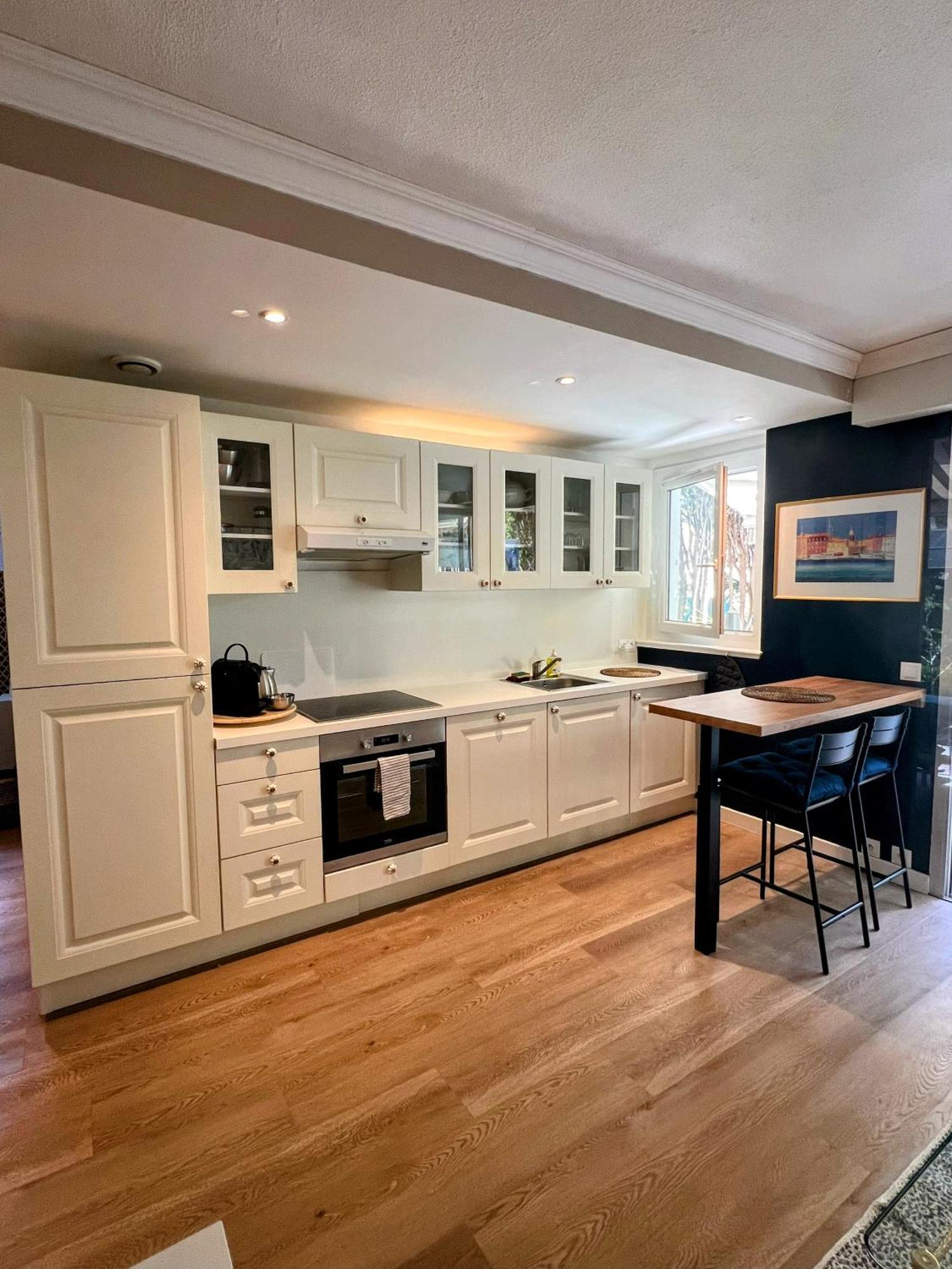 Superbe Appartement Avec Terrasse Jardin Et Parking Prive แซ็ง-ทรอเป ภายนอก รูปภาพ