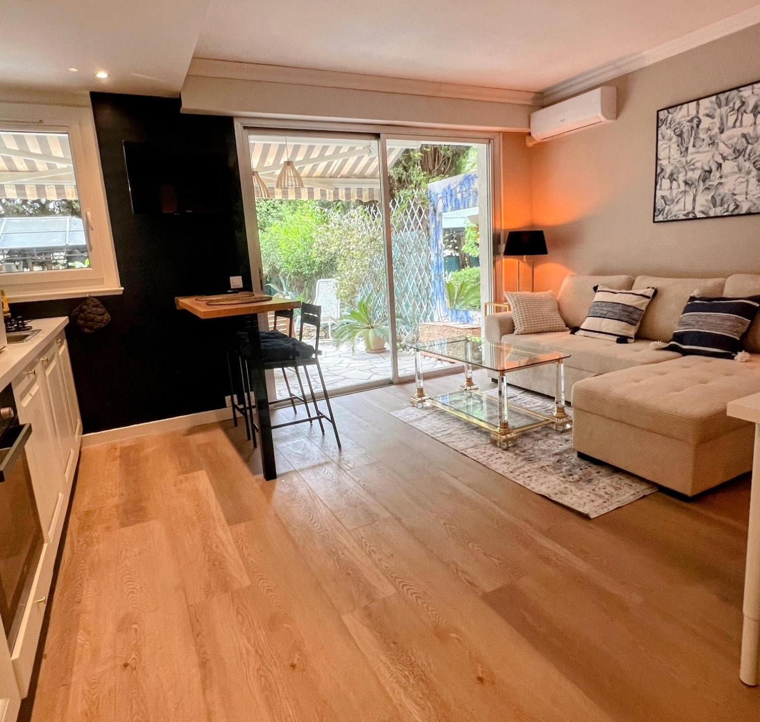 Superbe Appartement Avec Terrasse Jardin Et Parking Prive แซ็ง-ทรอเป ภายนอก รูปภาพ