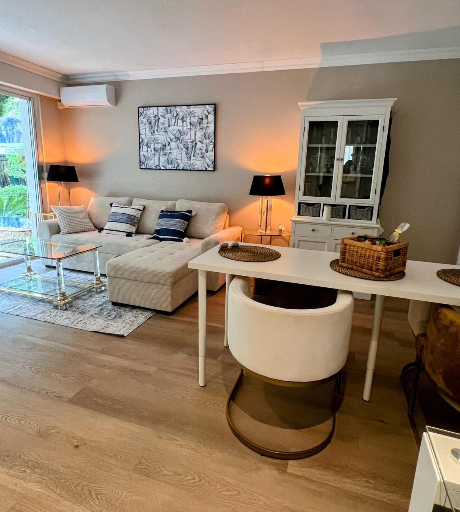 Superbe Appartement Avec Terrasse Jardin Et Parking Prive แซ็ง-ทรอเป ภายนอก รูปภาพ